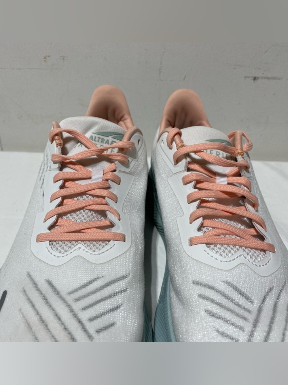 Altra FWD Experience Running Shoes Womens 8.5 White Pink Zero Drop Comfort - Picture 4 of 16